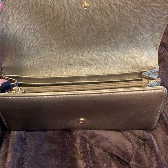 Gold MIchael Kors Wallet - Picture 3 of 8